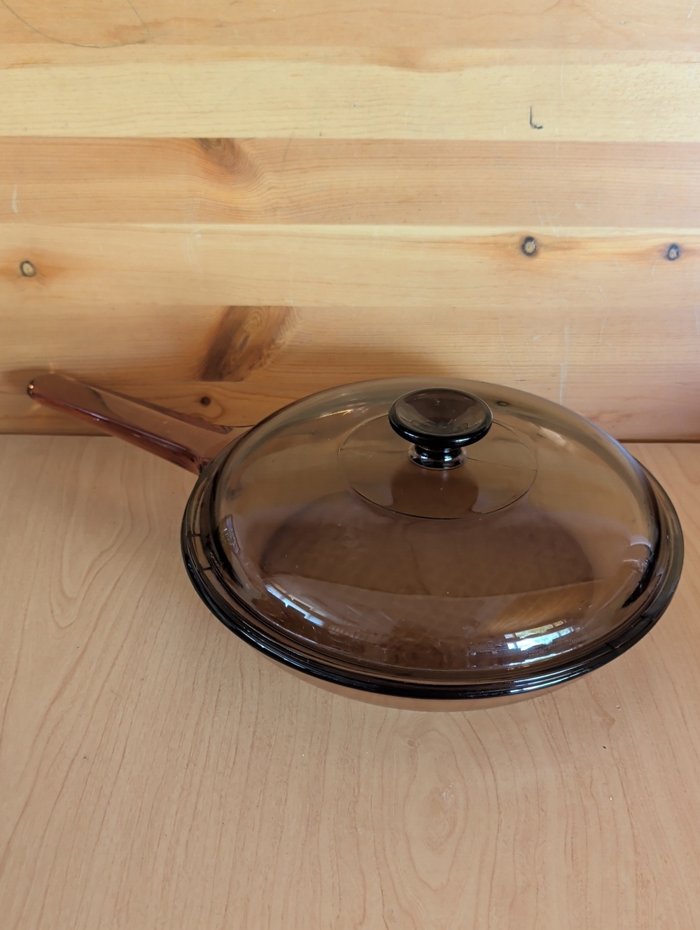 Corningware Vision ,Smoky Brown Glass Skillet with Lid. 🌟🌟🌟